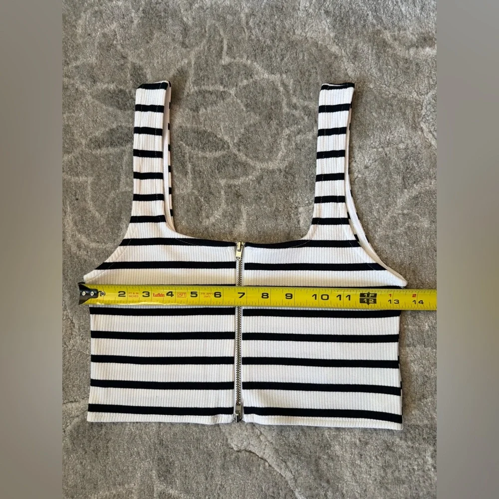 Zara Striped Zipper Crop Top - Picture 4 of 5